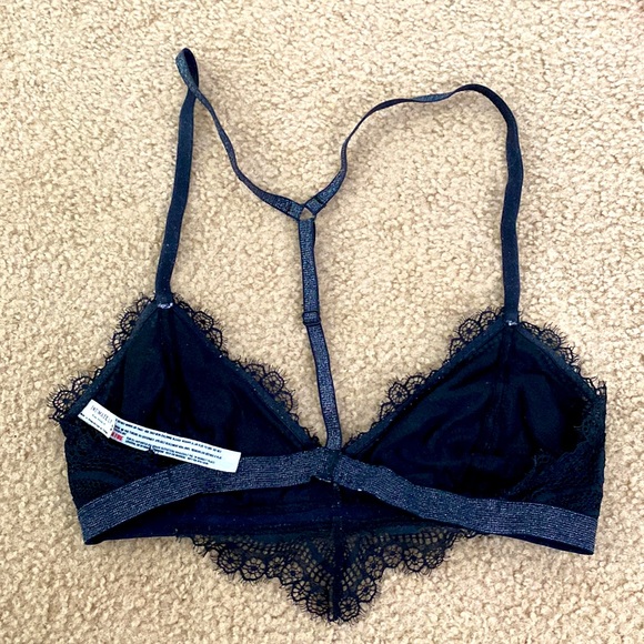 Lace bra size small (34B) - Picture 7 of 11